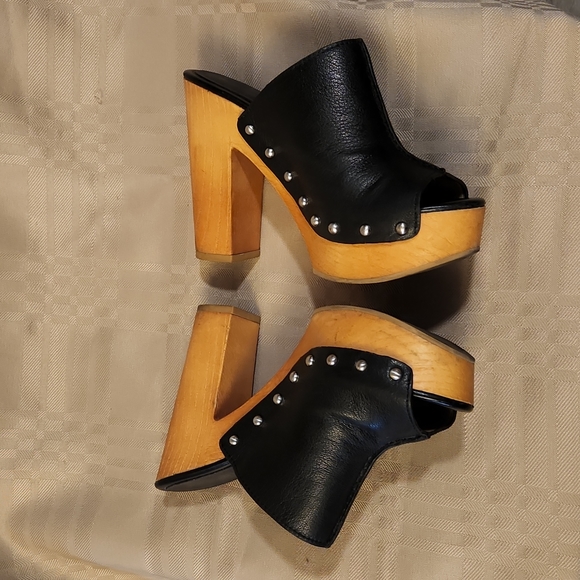 BCBGeneration Karena Platform Mules Size 6.5 - Picture 2 of 10